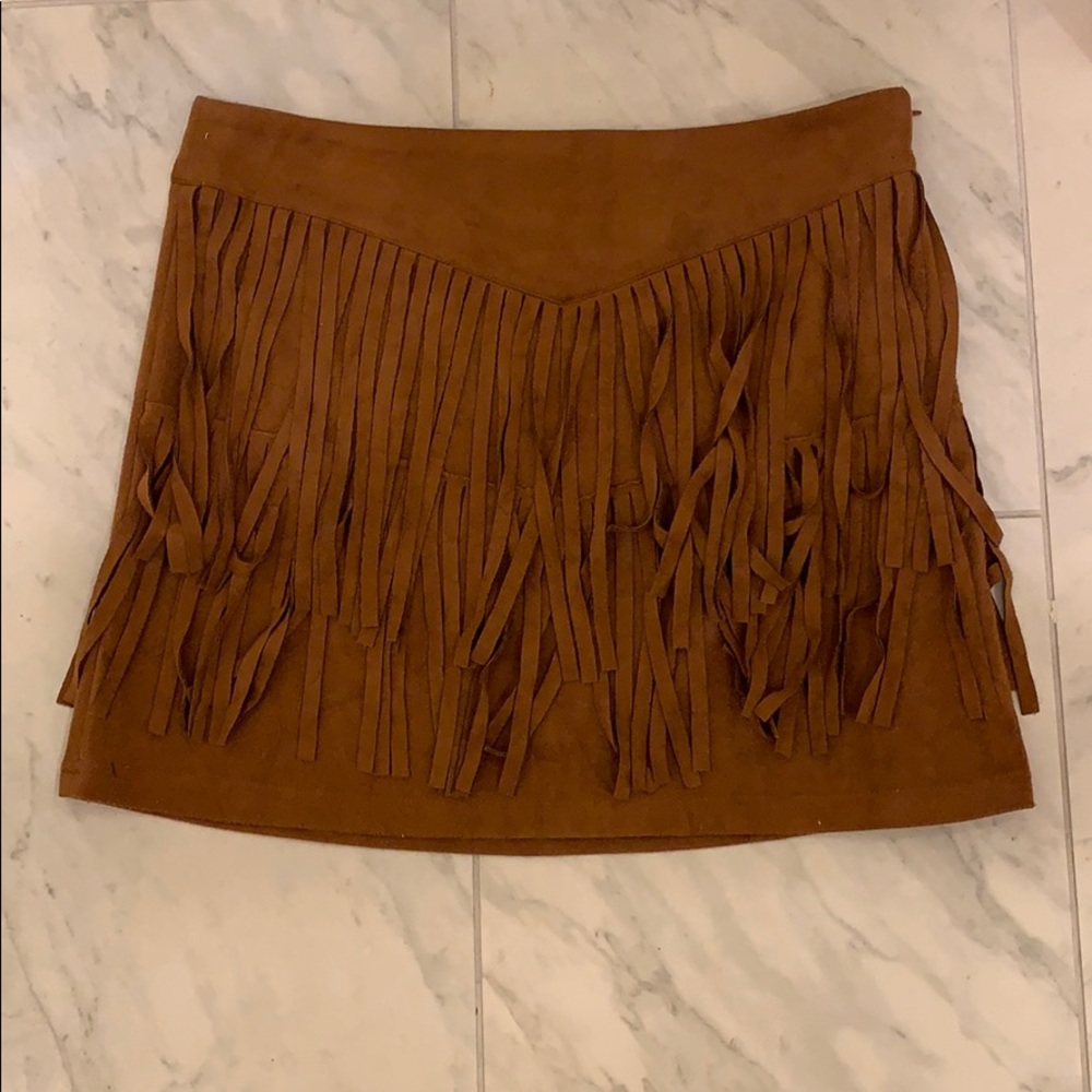 Suede front-fringe skirt